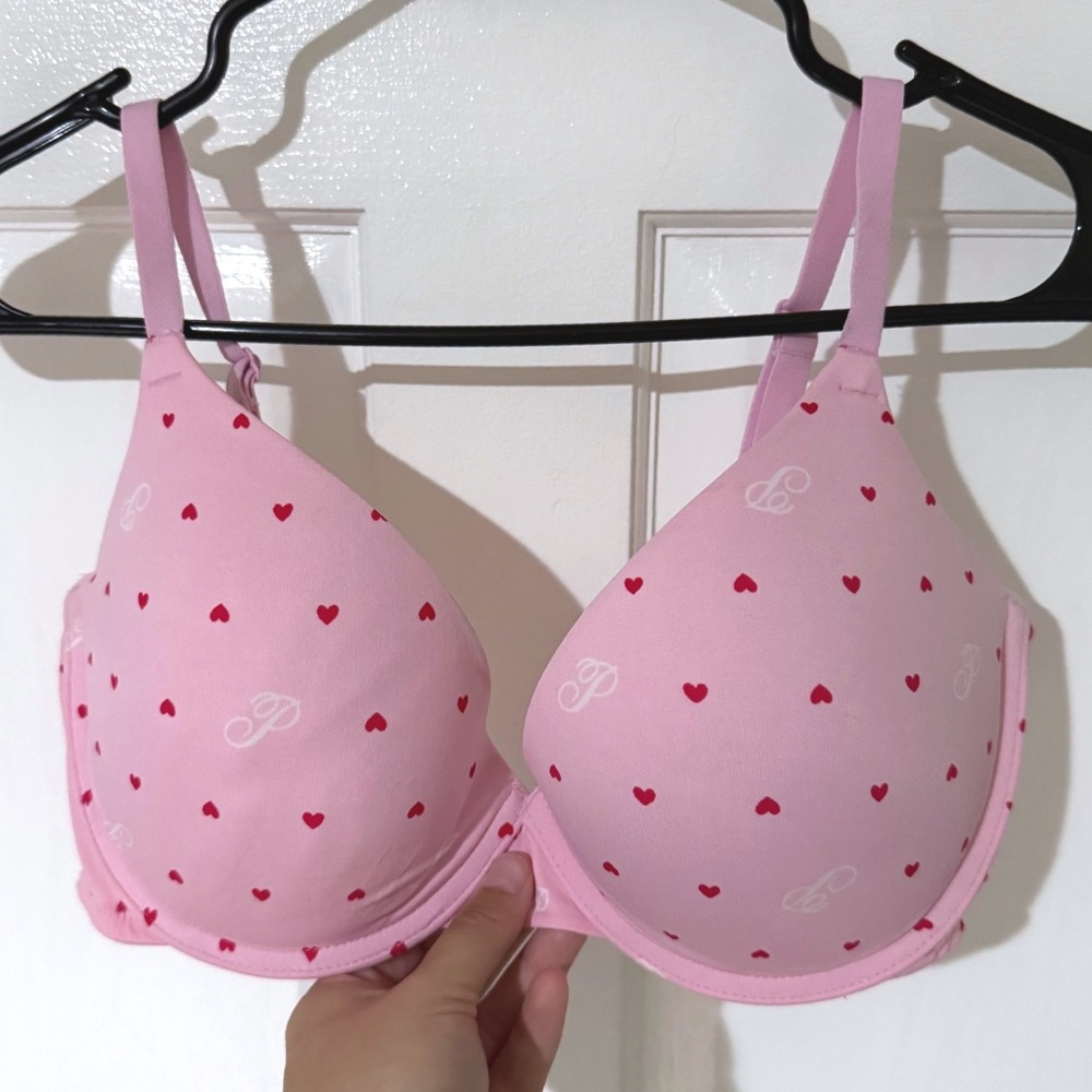 Victorias Secret PINK Wear Everywhere T-Shirt Bra Pink Red Heart Print 36D